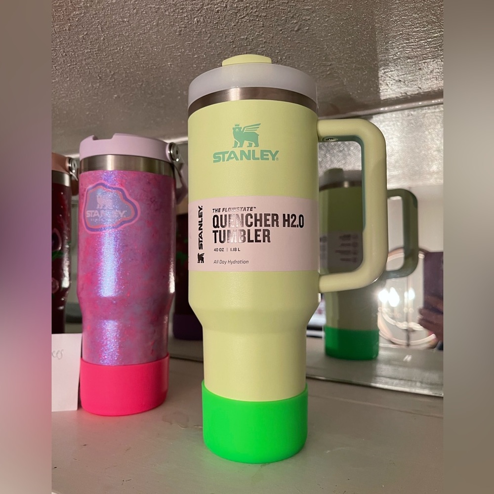REI Citron Stanley Quencher 40oz